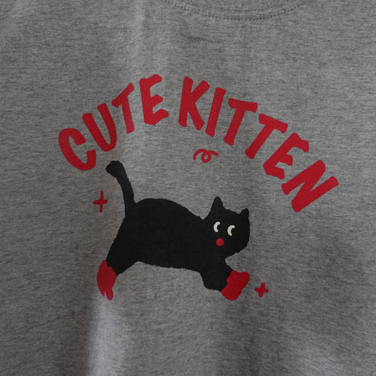 Grijze kinderlongsleeve met kattenprint